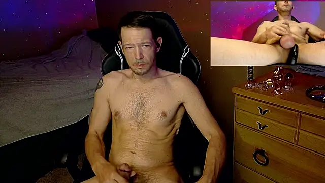 MasterForgedRayy online show from April 2026 12:11:02 PM