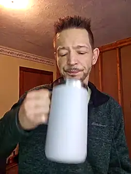 MasterForgedRayy online show from February 2025 02:05:02 PM