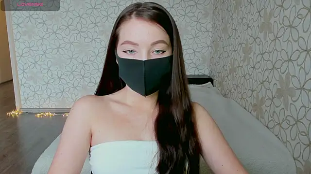 Lissa Cristal online show from April 2026 08:38:01 AM