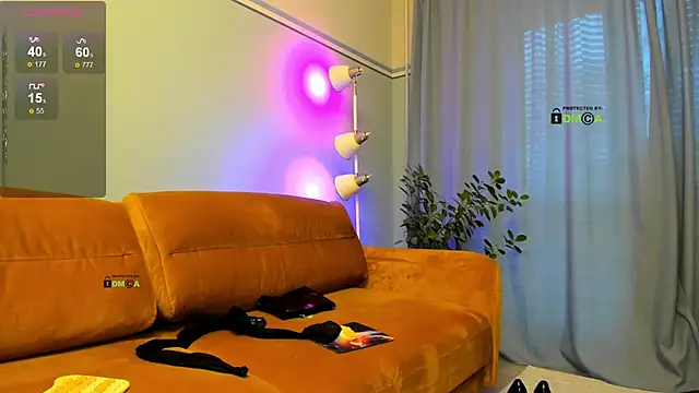 Snapshot of Your_dream_Alice chatting on January 2025 12:56:01 PM Your dream Alice online show from January 2025 12:56:01 PM