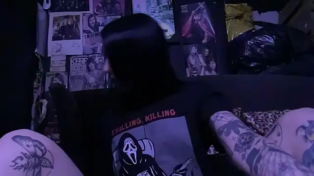 MissMidnightUK online show from October 2025 12:31:02 AM