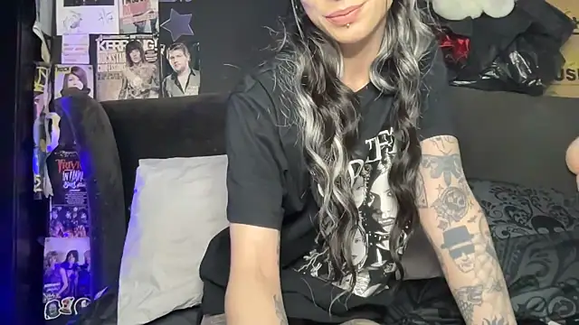MissMidnightUK online show from June 2026 11:37:02 PM