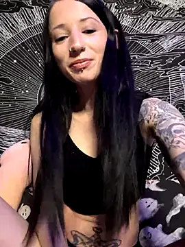 MissMidnightUK online show from December 2025 10:26:02 PM