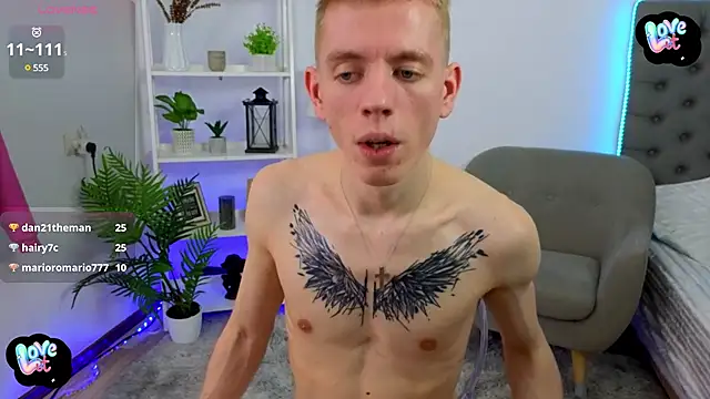 shampoo777 online show from February 2025 12:54:01 PM
