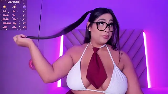 SussieRogers online show from November 2025 01:04:01 PM