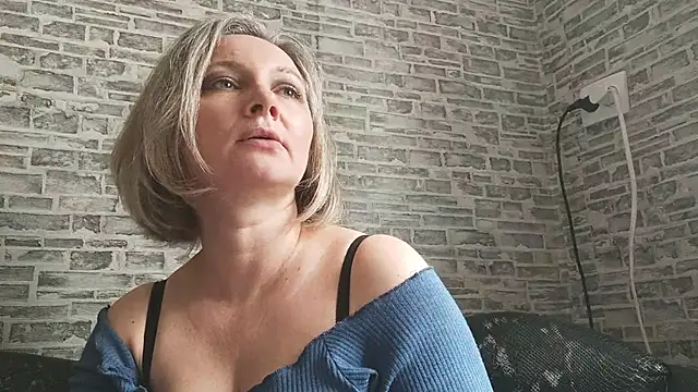 EdithManning online show from March 2025 09:12:02 AM