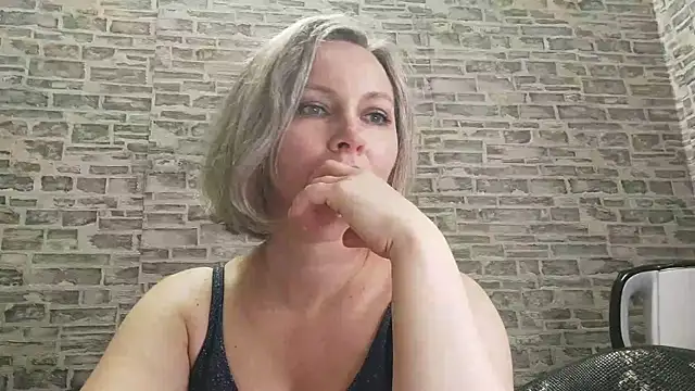 EdithManning online show from March 2025 12:39:02 PM