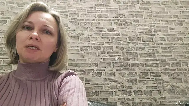 EdithManning online show from February 2025 03:15:02 PM
