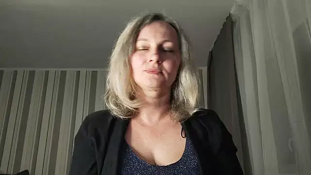 EdithManning online show from March 2026 06:13:02 PM