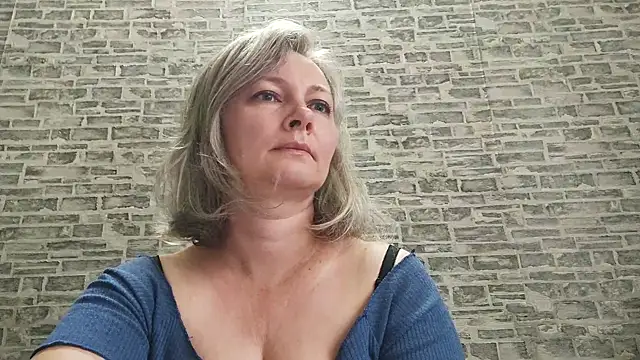 EdithManning online show from September 2025 05:11:01 AM