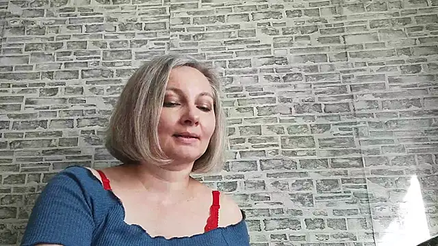 EdithManning online show from March 2025 09:40:02 AM