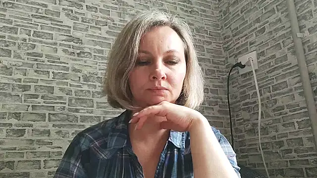 EdithManning online show from March 2025 08:06:01 AM