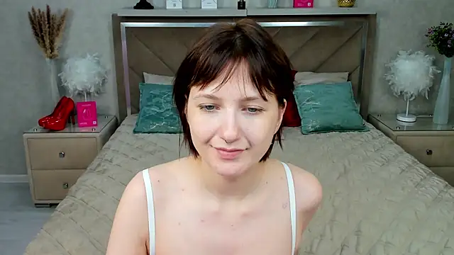 MiaKarlos online show from May 2026 01:15:02 AM