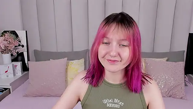 MiaKarlos online show from March 2026 01:44:02 AM