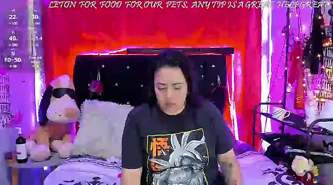 Snapshot of katieeandsharonn chatting on January 2025 07:26:01 PM katieeandsharonn online show from January 2025 07:26:01 PM