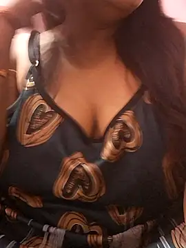 Hot-Anuska online show from December 2025 06:18:02 PM