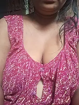 Snapshot of Hot-Anuska chatting on February 2025 09:55:01 AM Hot-Anuska online show from February 2025 09:55:01 AM