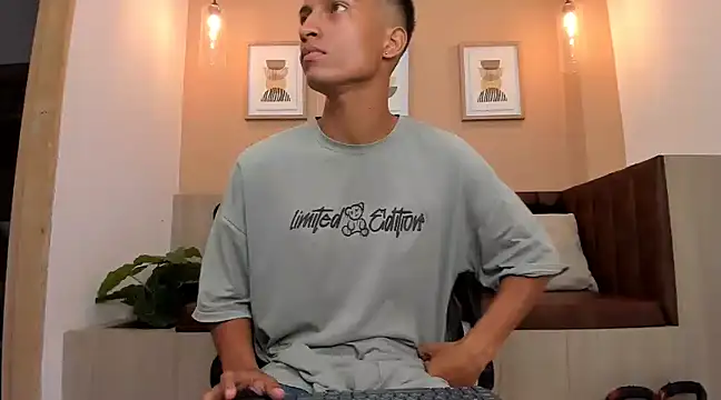 wolf james123 online show from February 2025 01:51:02 PM