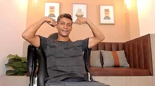 wolf james123 online show from February 2025 02:23:01 PM