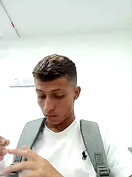 wolf james123 online show from February 2025 01:03:02 AM