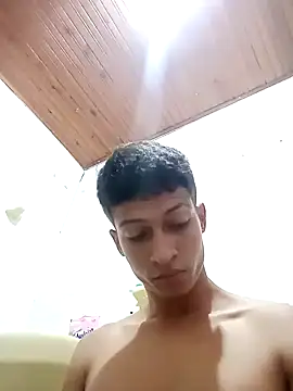 wolf james123 online show from December 2024 04:18:01 PM