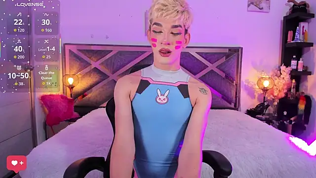 Cherry zayden  online show from October 2025 09:38:02 PM