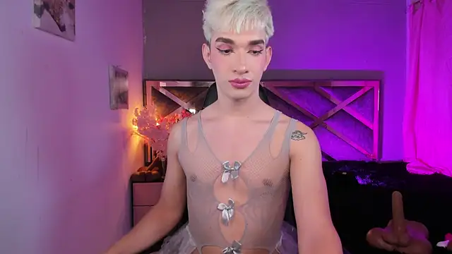 Cherry zayden  online show from April 2026 09:06:02 PM