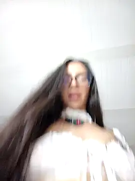 Snapshot of MissAfroditha chatting on December 2025 09:43:01 PM MissAfroditha online show from December 2025 09:43:01 PM