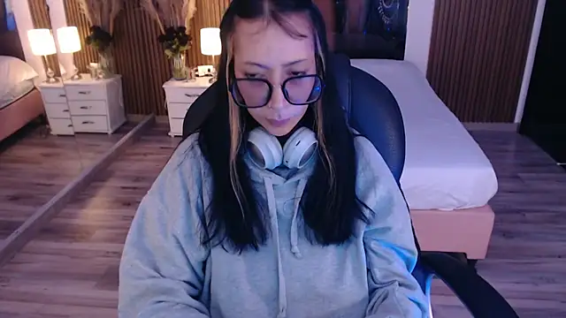 Sam mansson66 online show from November 2025 12:52:01 PM