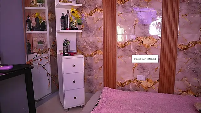 zoey-fox online show from February 2026 11:06:02 PM