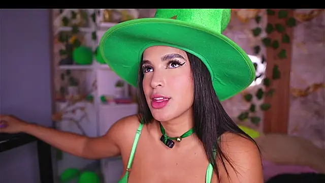 zoey-fox online show from March 2026 11:06:02 PM