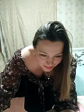 VselenaSun402 online show from February 2026 02:17:02 PM