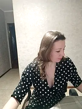 VselenaSun402 online show from February 2025 03:15:02 PM