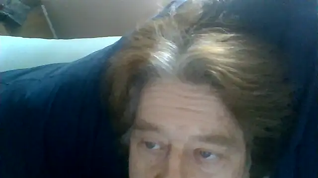 Snapshot of frankie7inch chatting on June 2026 04:13:01 PM frankie7inch online show from June 2026 04:13:01 PM