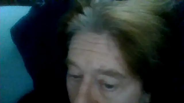 Snapshot of frankie7inch chatting on June 2026 10:38:02 AM frankie7inch online show from June 2026 10:38:02 AM