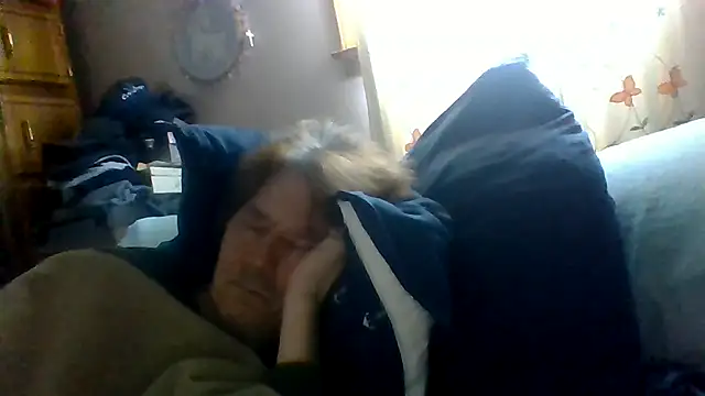 Snapshot of frankie7inch chatting on June 2026 10:58:01 AM frankie7inch online show from June 2026 10:58:01 AM