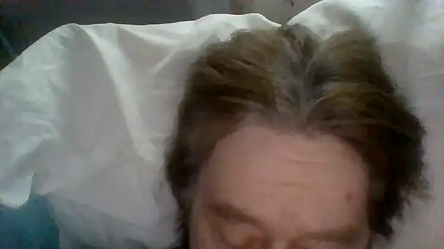 Snapshot of frankie7inch chatting on May 2026 10:23:02 AM frankie7inch online show from May 2026 10:23:02 AM