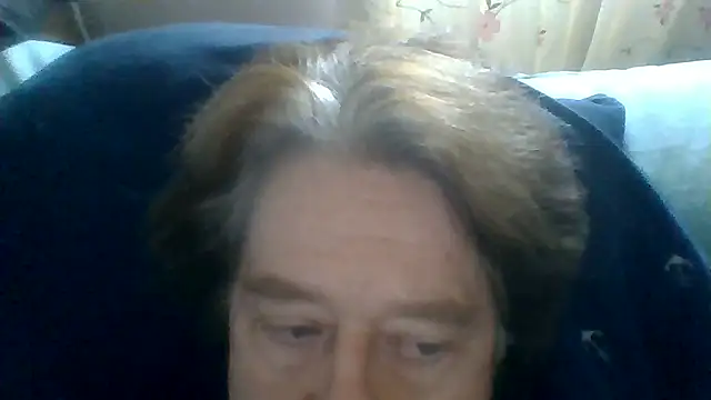 Snapshot of frankie7inch chatting on June 2026 02:11:02 PM frankie7inch online show from June 2026 02:11:02 PM