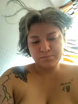 Snapshot of iDogrose21 chatting on November 2025 06:00:02 PM iDogrose21 online show from November 2025 06:00:02 PM