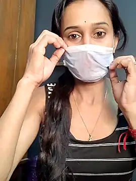 Snapshot of Oleevia chatting on February 2026 08:47:02 AM Oleevia online show from February 2026 08:47:02 AM