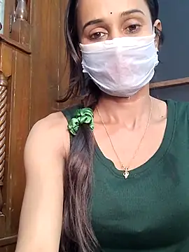 Snapshot of Oleevia chatting on February 2026 09:20:01 AM Oleevia online show from February 2026 09:20:01 AM