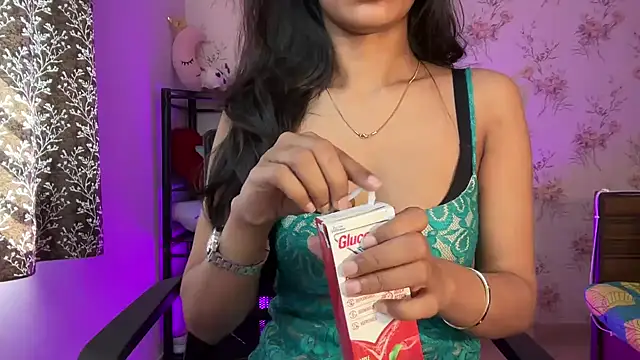 Snapshot of Snappy_girl chatting on March 2026 08:25:01 AM Snappy girl online show from March 2026 08:25:01 AM