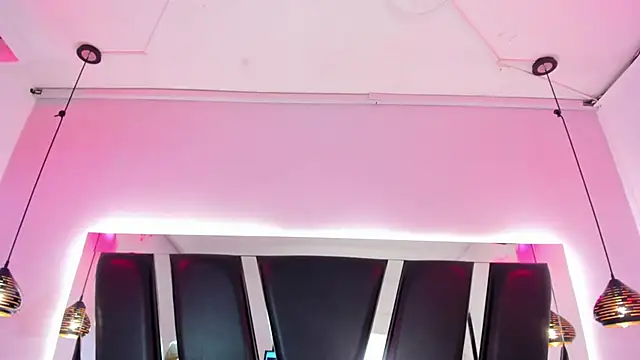 antonelllepiercee online show from November 2025 11:25:01 AM