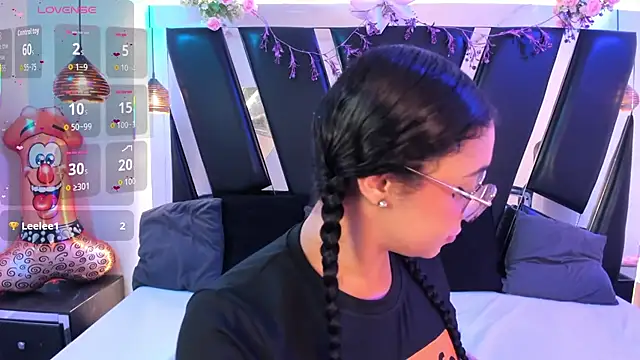 antonelllepiercee online show from February 2026 11:33:02 AM