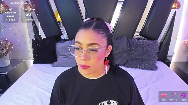 antonelllepiercee online show from November 2025 11:10:02 AM