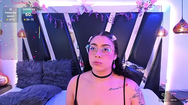 antonelllepiercee online show from February 2026 11:34:02 AM