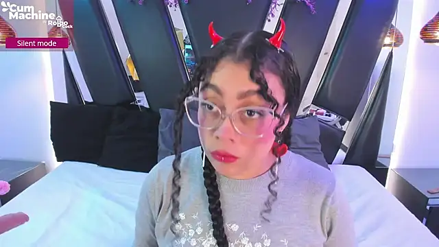 antonelllepiercee online show from January 2026 11:27:02 AM