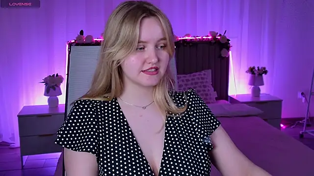 KellyPoter online show from June 2026 07:24:01 AM