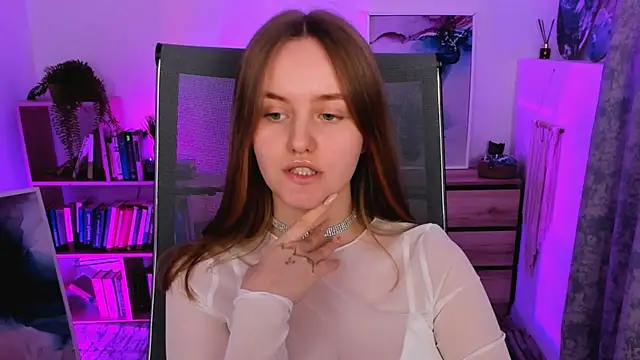 KellyPoter online show from February 2025 12:47:01 PM