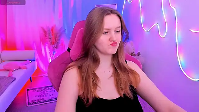 KellyPoter online show from November 2025 09:32:01 AM